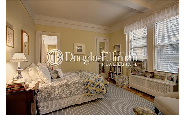 Rented by Douglas Elliman | media 28