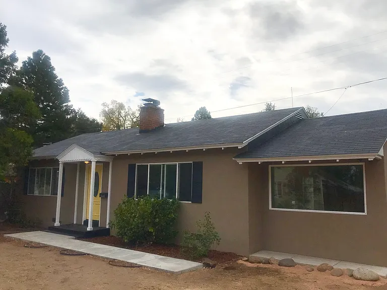1888 Vale St — Photo 2