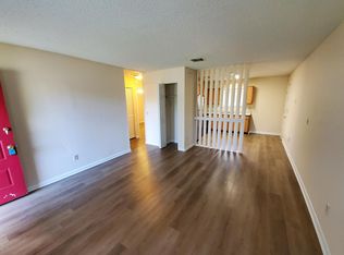 2603 Quad Ct APT 3, Atlantic Beach, FL 32233