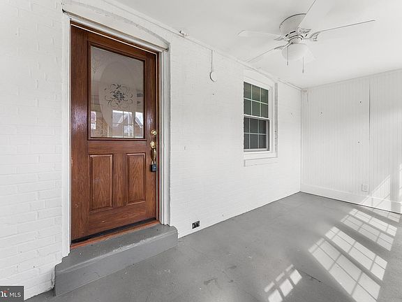 4th image of 620 Darby Rd