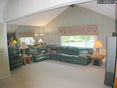 4th image of 11276 Guinevere Dr