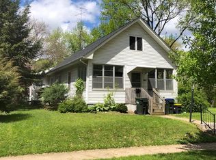 817 Dearborn St, Iowa City, IA 52240