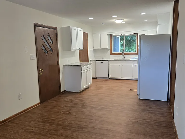 1113 New Hope Church Rd — Photo 6