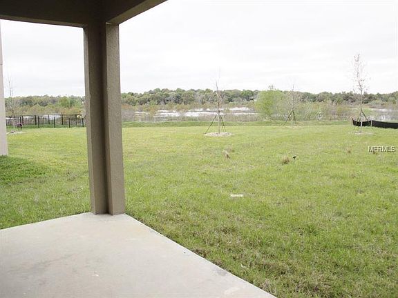 3rd image of 1105 White Water Bay Dr