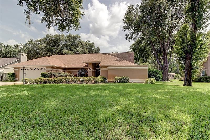 912 Lake Brooker Ct, Lutz, FL 33548 Zillow