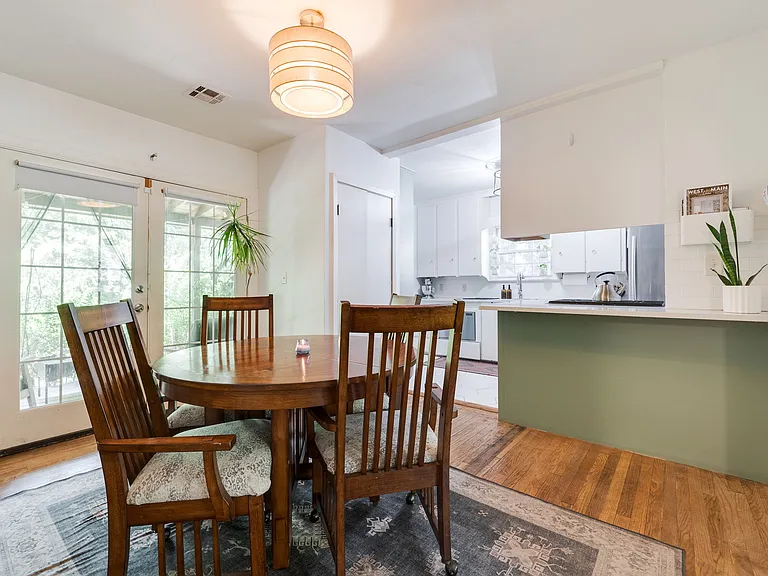 1131 Lombardy Rd — Photo 15