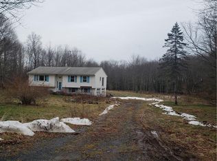 22 Steam Hollow Rd, Greenfield Park, NY 12435