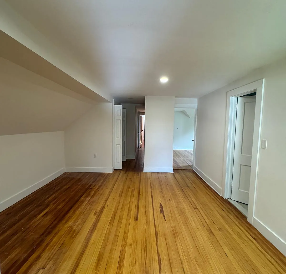 3 bed, $1,850 — Photo 3