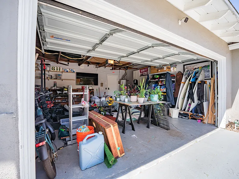 530 Kirtright St — Photo 36