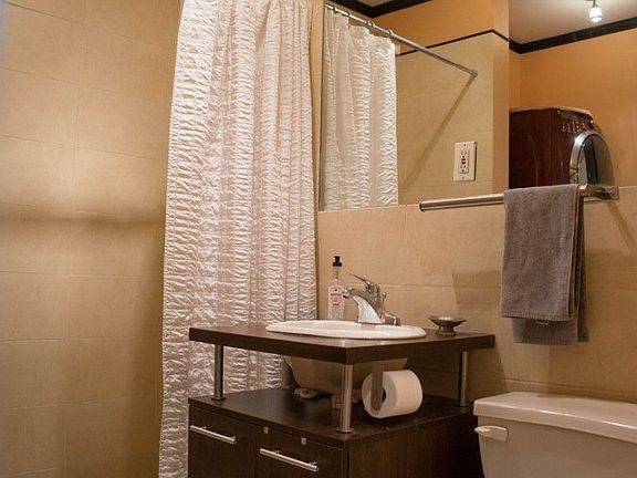 2nd image of 2233 Caton Ave APT 3A
