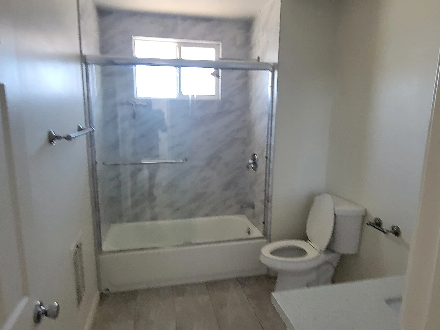 2 bed, $2,295 — Photo 4