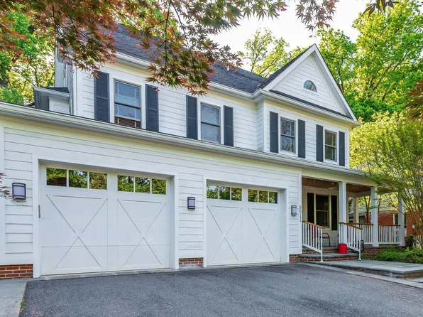 9611 Page Ave, Bethesda, MD 20814