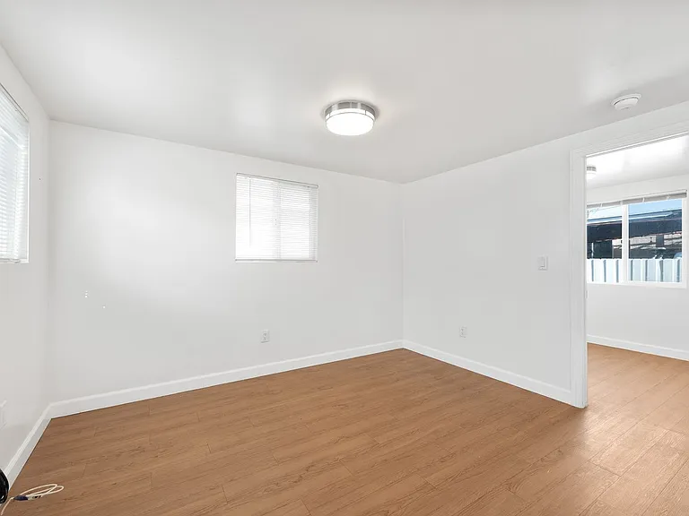 117 S Hayes Ave #C — Photo 9