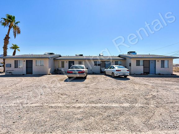 2nd image of 2750 Palisades Dr APT C