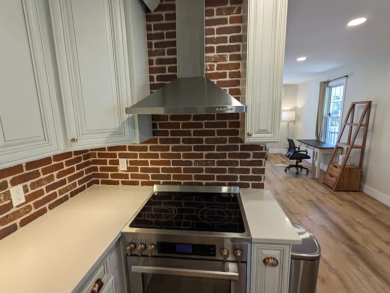 29 Woodrow Ave #1 — Photo 5