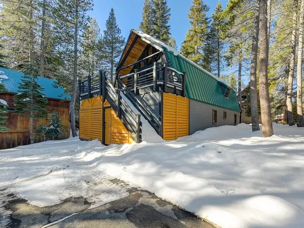 5025 Serene Rd, Soda Springs, CA 95728