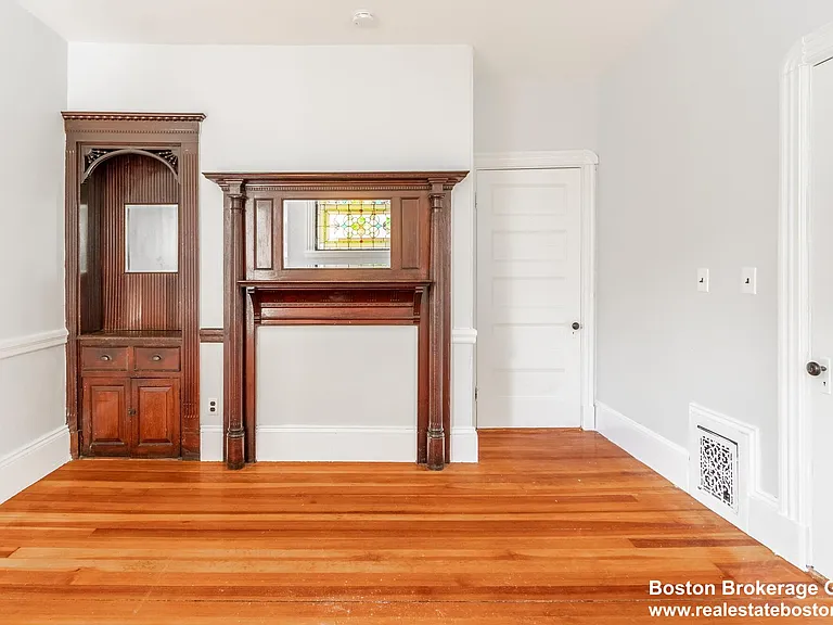 789 Columbia Rd #2 — Photo 7