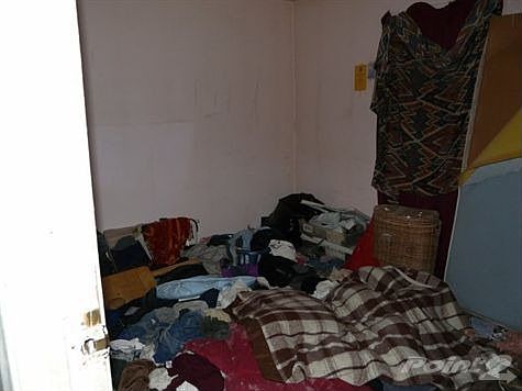 2nd image of 13618 Fielding St