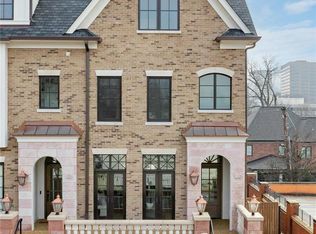 114 Gay Ave, Saint Louis, MO 63105