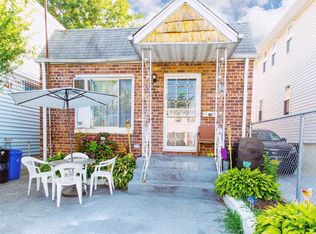 11150 157th St, Jamaica, NY 11433