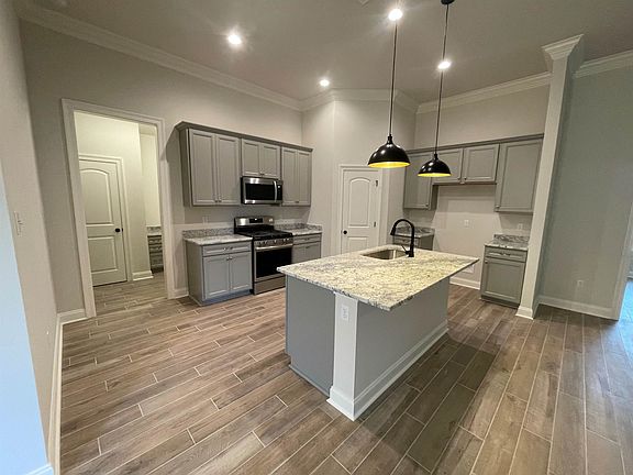 3rd image of 173 Owl Dr