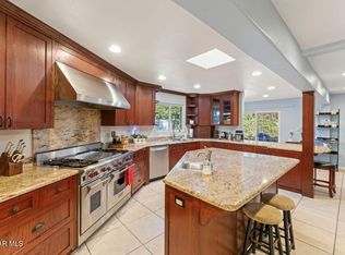 2261 Chesterton St, Simi Valley, CA 93065