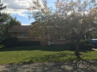 1030 Florence St, Lemont, IL 60439