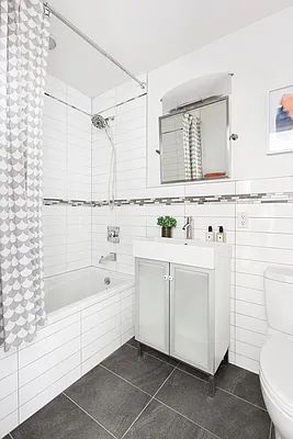 Sold by Compass | media 18