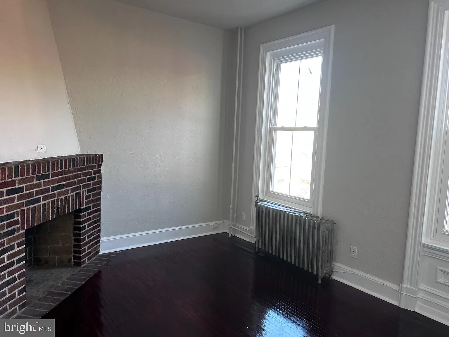 1 bed, 1.0 bath, 500 sqft, $1,300 — Photo 2