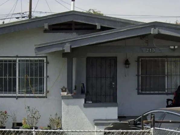 213 W 83rd St, Los Angeles, CA 90003