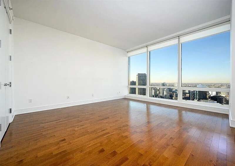 401 N Wabash Ave #31B