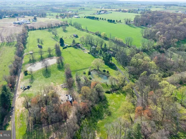 196 Hideaway Dr, Quarryville, PA 17566