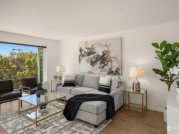 5th image of 1740 Melrose Ave Unit 303