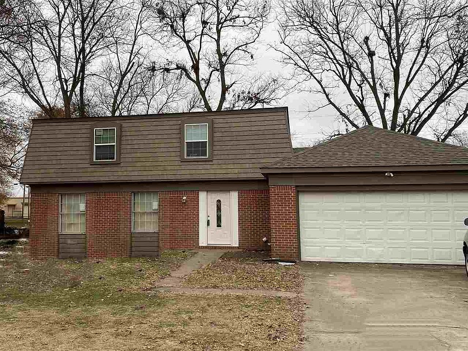 1st image of 120 N Magnolia Dr