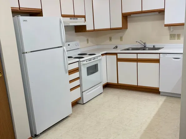 Cherokee Drive Apartments, LLC, 239 Cherokee Rd APT 8, Beaver Dam, WI 53916