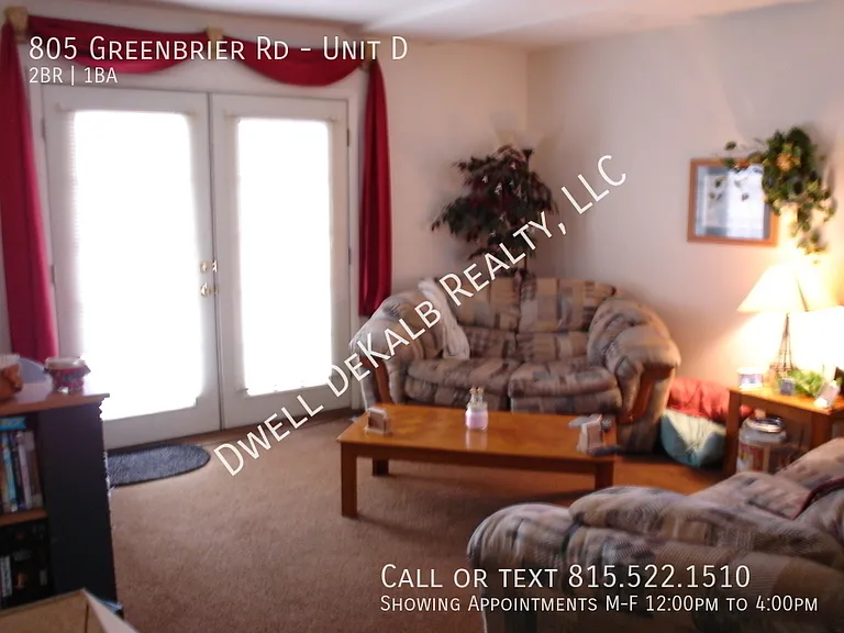805 Greenbrier Rd #D — Photo 2