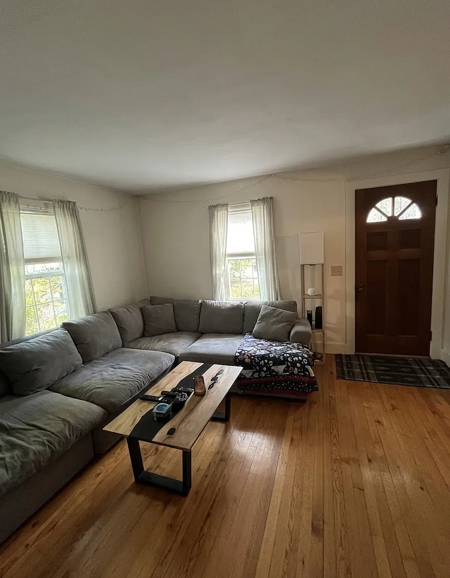 3 bed, $2,600 — Photo 3
