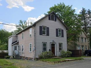 261 Railroad Ave, Stirling, NJ 07980