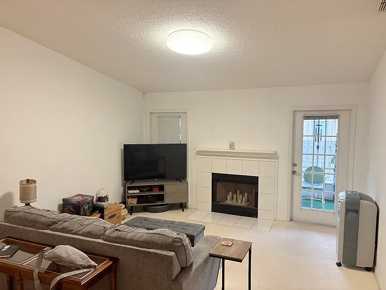 3537 Forest Branch Dr #D — Photo 4