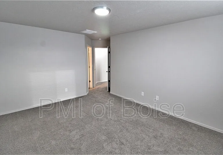 19571 Newhall Pl — Photo 19