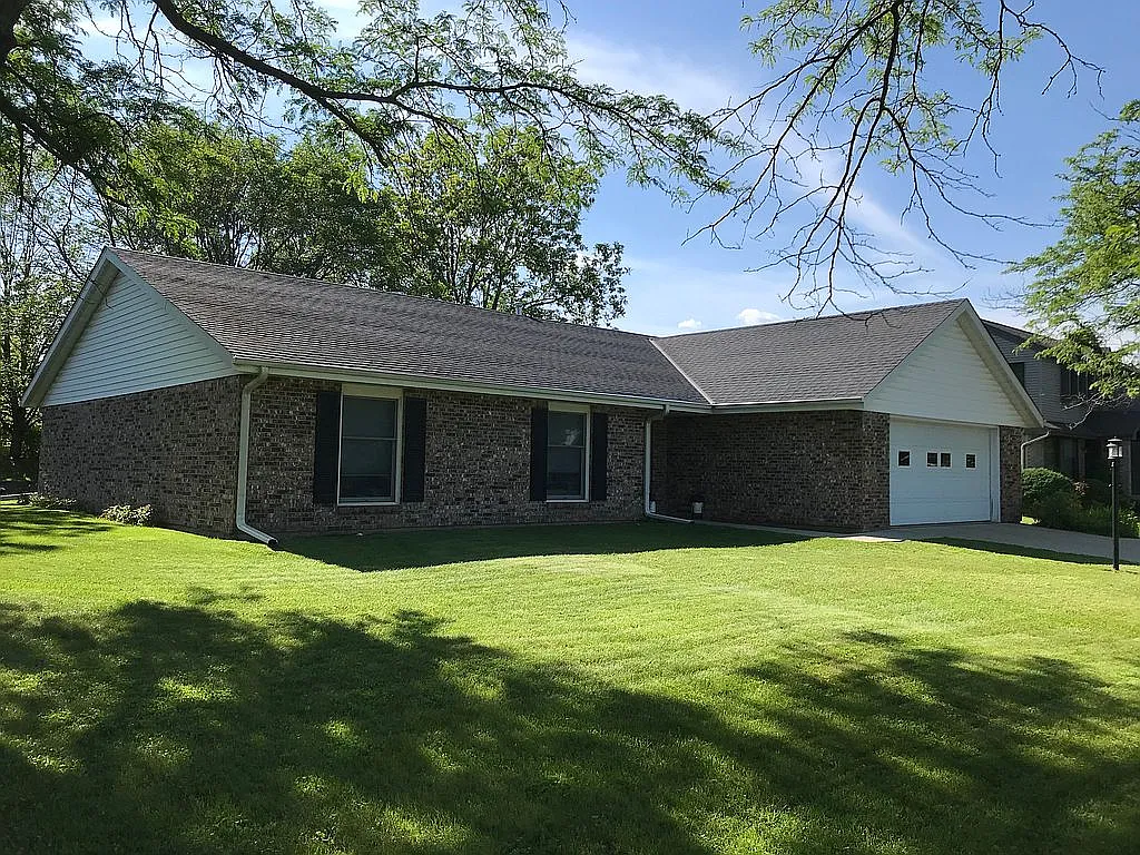 10 Greenbrier Ct photo 1