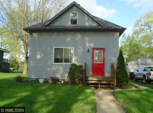 339 S Willow St, Belle Plaine, MN 56011