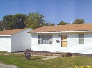 400 W 9th St, Georgetown, IL 61846