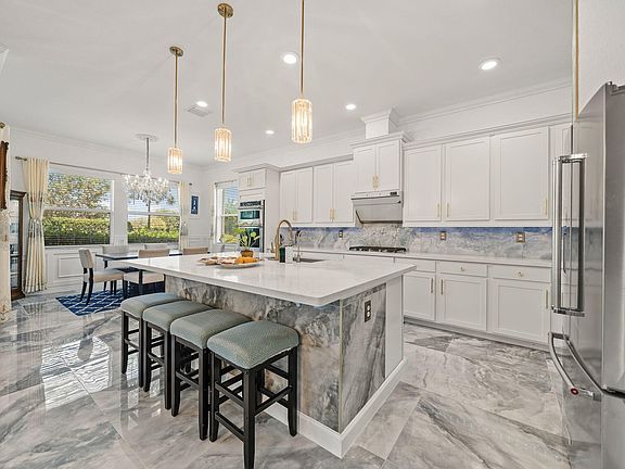 3rd image of 984 Sterling Pine Place
