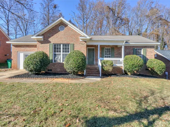 6731 Rumple Rd, Charlotte, NC 28262