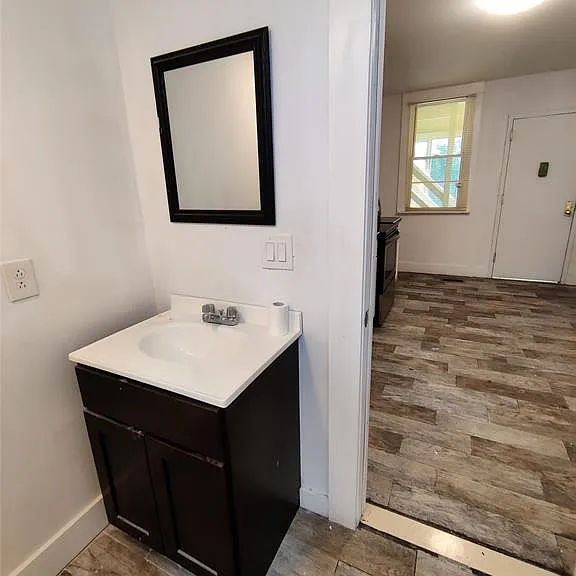 276 Main St #1R — Photo 6