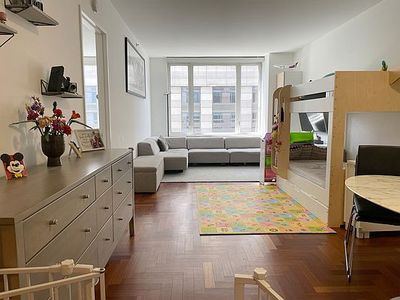 220 Riverside Blvd APT 3G, New York, NY, 10069