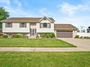 810 N Cline Ave, Griffith, IN 46319