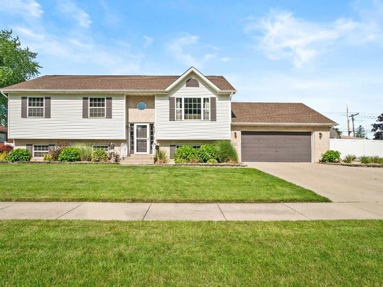 810 N Cline Ave, Griffith, IN 46319