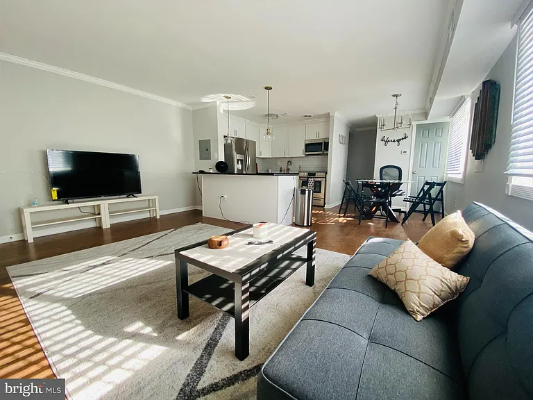 1221 N Quinn St #1 — Photo 39